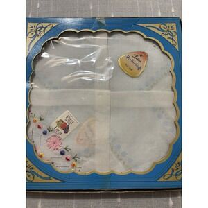 Vintage Fruit of the Loom Ladies 2 Handkerchiefs White Cotton Embroidered Floral